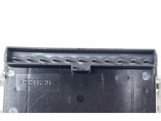 Pojistková skříňka MR515658 Mitsubishi Pajero 2002