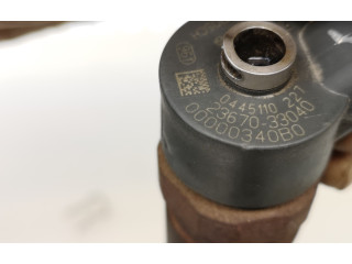 Vstřikovač 2367033040, 0445110227 Toyota Auris 150 pro naftový motor 1.4