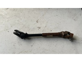 Крестовидная связь оси рулевого колеса