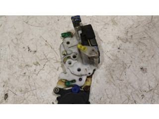 Zámek zadních dveří Subaru Forester SF 2004