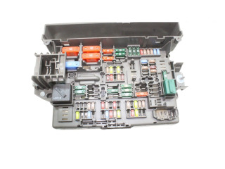 Блок предохранителей 9154971 BMW Z4 E89