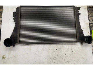 Интеркулер 1K0121803E, 1K0145803E Skoda Octavia Mk2 (1Z)