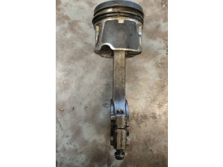  Поршень с шатуном    Nissan X-Trail T32  