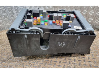 Pojistková skříňka 19210437, 15097981 Cadillac Escalade 2007