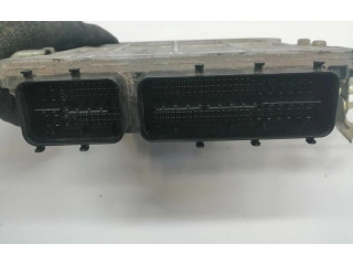 Řídící jednotka Toyota Prius+ (ZVW40) 2019