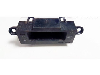 Дисплей Mazda 626