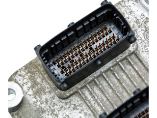 Блок управления двигателем Блок управления 0261207490, 00551865010 Fiat Albea