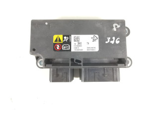 Блок подушек безопасности 13534490, 812586170 Chevrolet Camaro