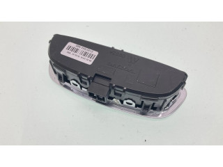 Фонарь освещения задних мест