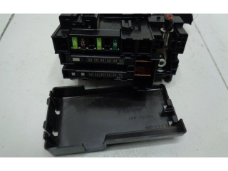 Блок предохранителей  4061-Y1   Honda HR-V    