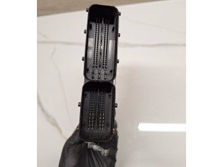 Řídící jednotka 03L906018LB, 0281017945 Audi A6 S6 C7 4G 2015