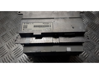 Радио/ проигрыватель CD/DVD / навигация