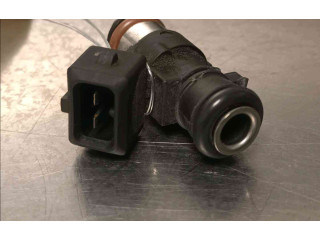 Vstřikovač 7701061008   Renault Sandero I     