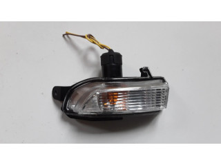 Поворотный фонарь в зеркале