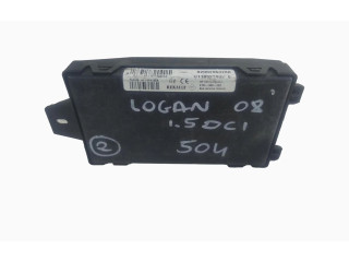 Блок комфорта 8200296328B Dacia Logan II