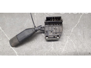 Ручка стеклоочистителей Renault Clio I