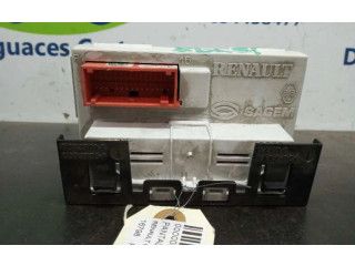 Подушка безопасности водителя 8200107839-B Renault Megane II