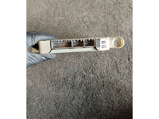 Řídící jednotka 8966105020, MB1757005160   Toyota Carina T190 1995