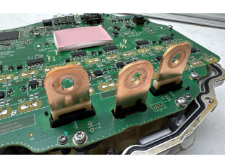 Řídící jednotka 108569320F, 108659214H Tesla Model Y 2022