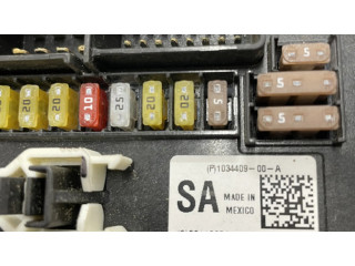 Блок предохранителей 103440900A Tesla Model S