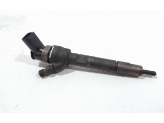 Vstřikovač 338002A900, 350690203 KIA Venga