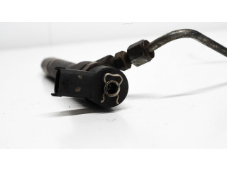 Vstřikovač 30777526 Volvo V70 D5244T5