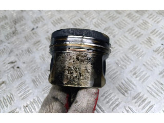 Píst Toyota Avensis T270