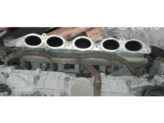 Vstřikovací lišta Volvo C30 pro benzínový motor 2.4