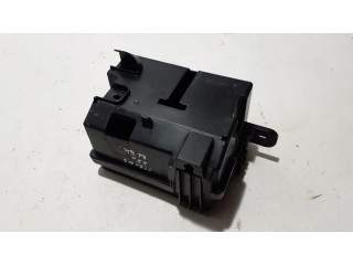 Блок предохранителей  243809977R   Dacia Spring    