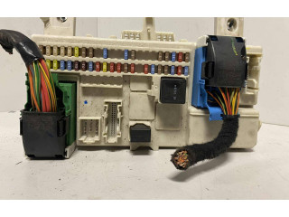 Блок предохранителей 30765471, 00039941 Volvo C30