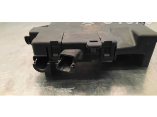 Блок предохранителей 32265589 Volvo XC40