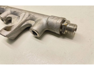 Топливная рампа 06Q133317B   Skoda Kodiaq  