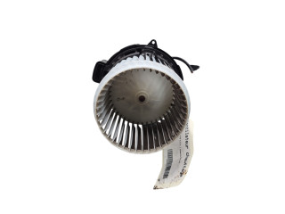 Вентилятор печки 272104788R Renault Clio V