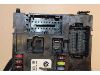 Блок предохранителей    Jeep Renegade    