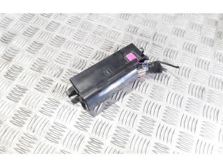 Блок предохранителей 63593576   Skoda Fabia Mk1 (6Y)    