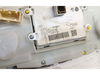 Панель приборов 982470828000   Peugeot 2008 I       