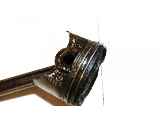 Поршень с шатуном Mitsubishi Colt для бензинового двигателя 1.3