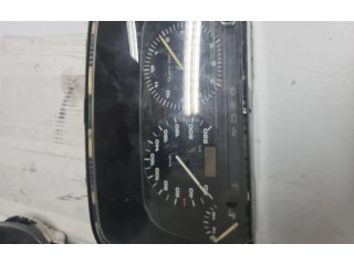 Панель приборов 87001262 Volkswagen Golf III