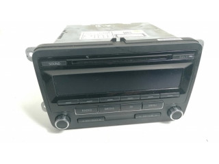 Радио/ проигрыватель CD/DVD / навигация