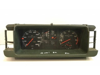 Přístrojová deska Audi 80 90 S2 B4 1994 81117331, 81117332