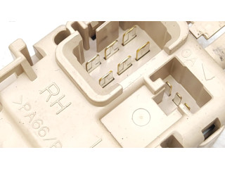 Pojistková skříňka 7L020704, 7L0207044800 Mazda 626 1998