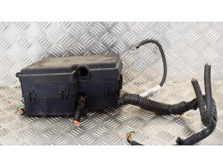 Блок предохранителей  AV6T14A067AD, F1FT14K733BJA   Ford Focus    