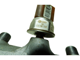 Топливная рампа 059130089AH, 059130758K Audi A6 S6 C6 4F для двигателя CANA