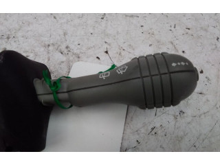 Ручка стеклоочистителей 7701046628 Renault Twingo I