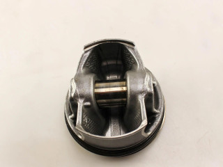 Píst 821209   BMW 3 G20 G21  pro benzínový motor 3.0  