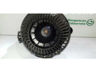 Вентилятор печки    8E1820021E, 983692C   Audi A4 Allroad