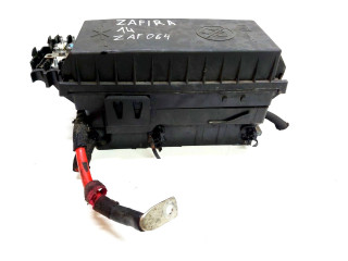 Pojistková skříňka 13368645 Opel Zafira C 2014