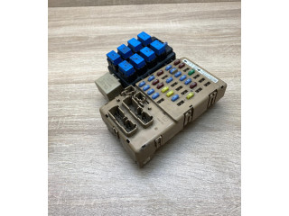 Блок предохранителей 86111AG010   Subaru Forester SH    