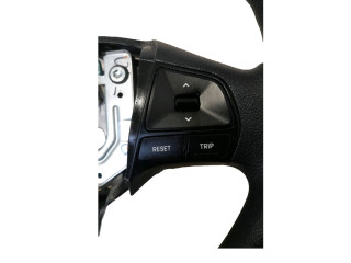 Руль KIA Rio  2013 - 2015 года 561301W000      