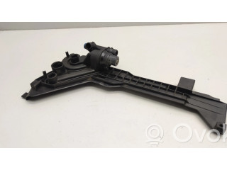 Расширительный бачок охлаждающей жидкости